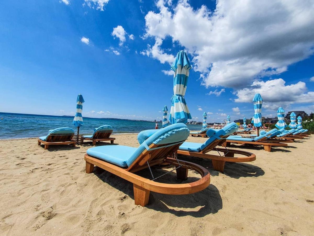 Vip Club Dolphin Coast Aparthotel Sunny Beach Esterno foto