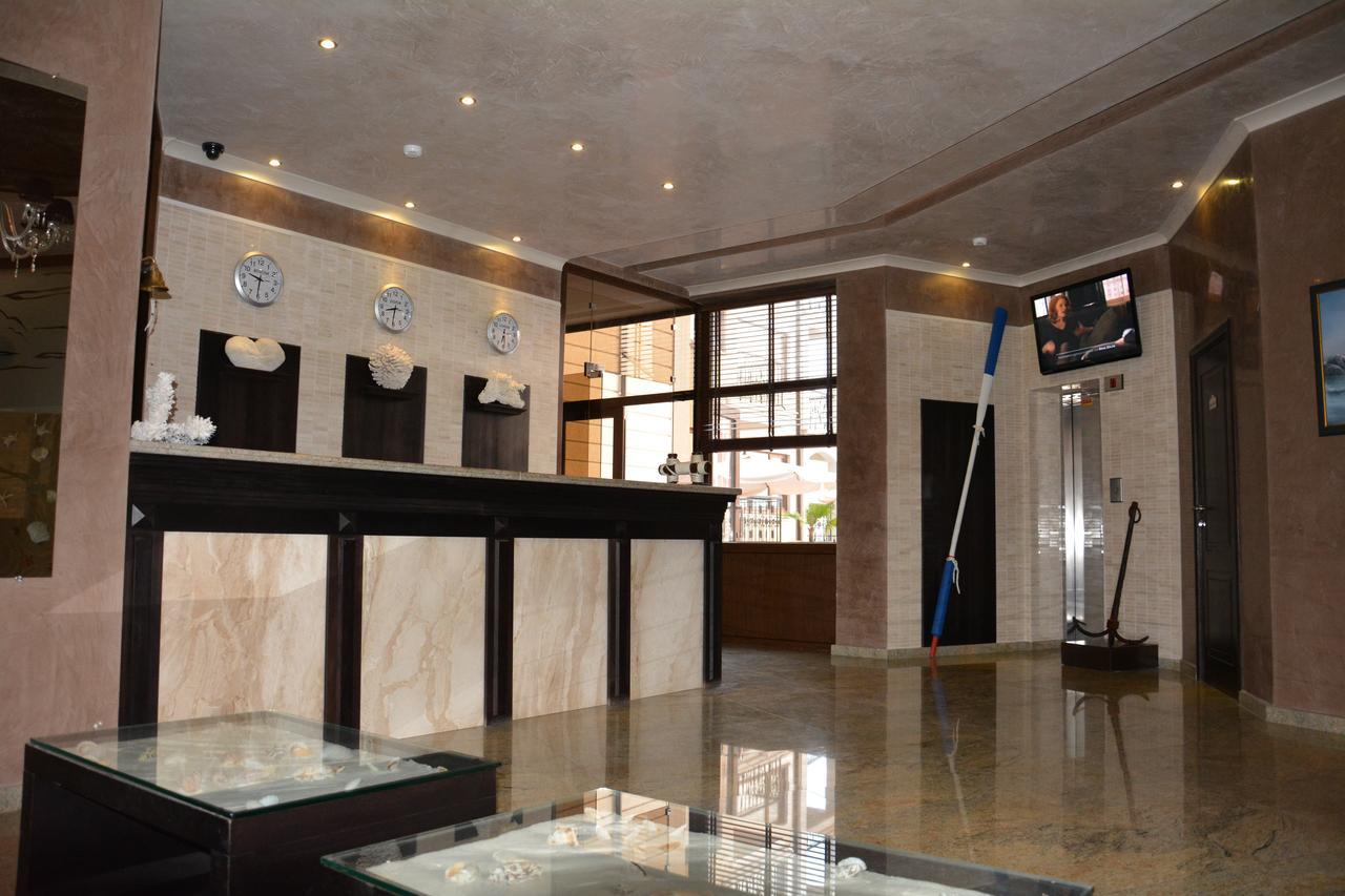 Vip Club Dolphin Coast Aparthotel Sunny Beach Esterno foto