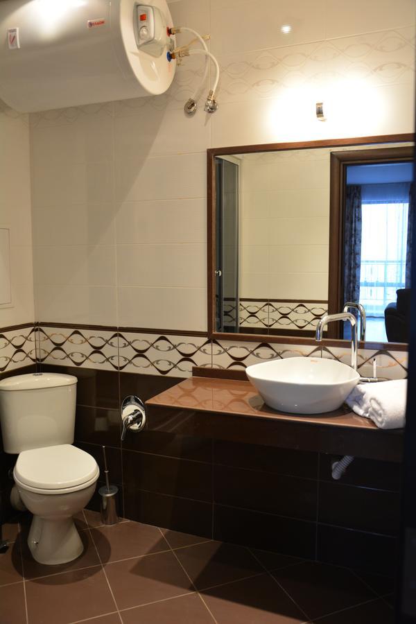 Vip Club Dolphin Coast Aparthotel Sunny Beach Esterno foto